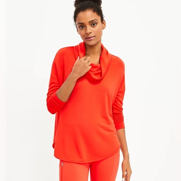 Lou & Grey LOFT Signaturesoft Cowl Neck LIKE NEW CHERRY RED Tunic Top L - Picture 2 of 8